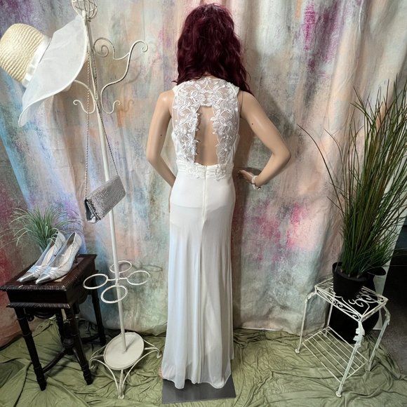 📌Caqueta International Lock at the Backside .... Beach Wedding - Prom - Dress - Picture 3 of 16